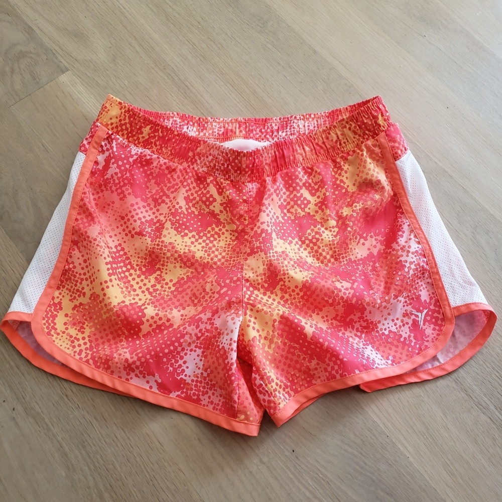 Running shorts